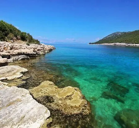 Faros Oasis Gdinj
