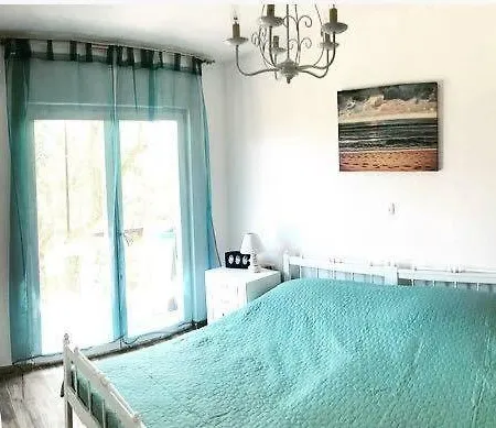 Faros Oasis Apartamento Gdinj